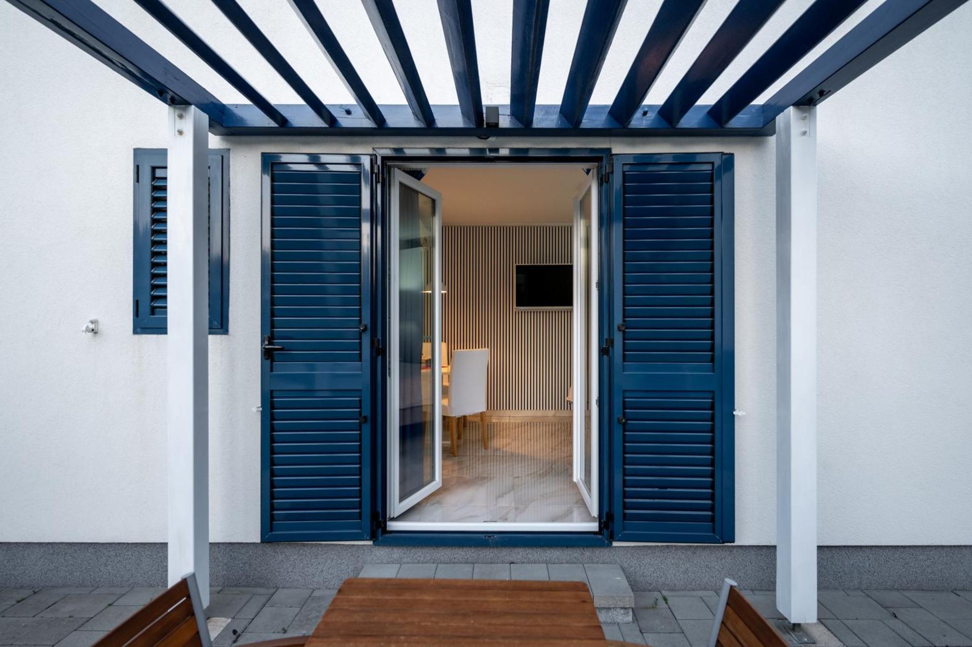 Adorami Apartments Baška Exteriör bild