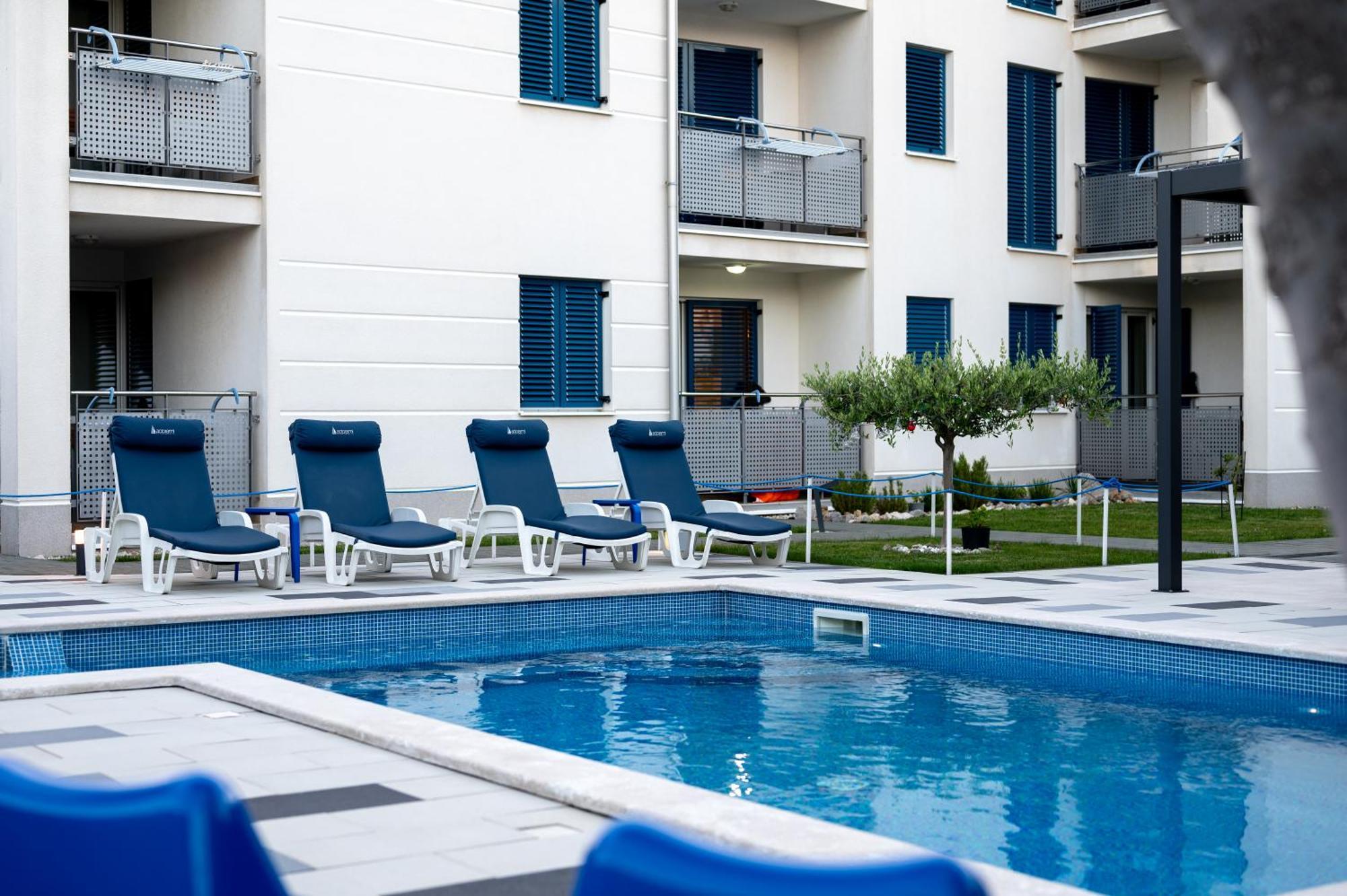 Adorami Apartments Baška Exteriör bild