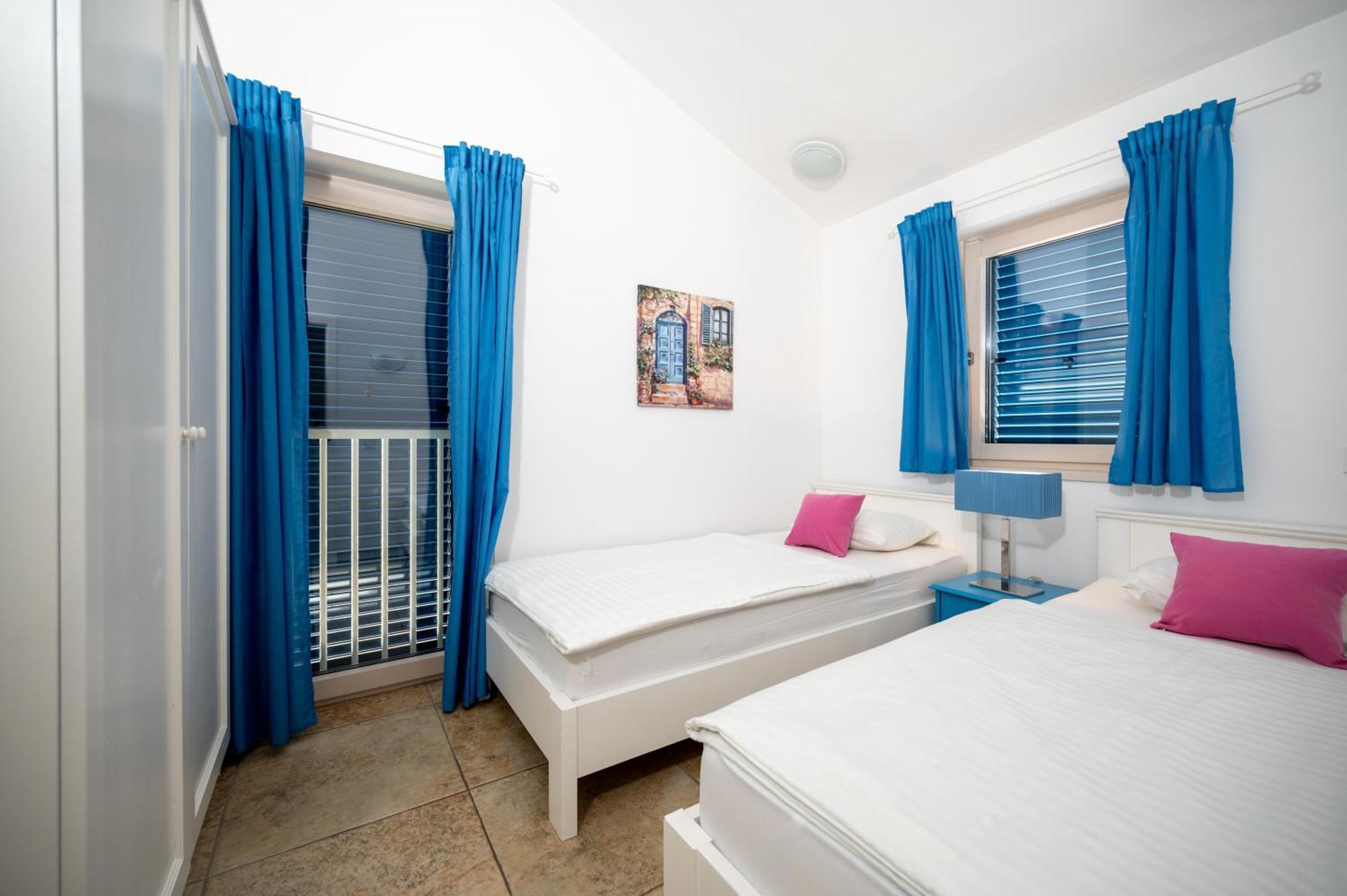 Adorami Apartments Baška Rum bild